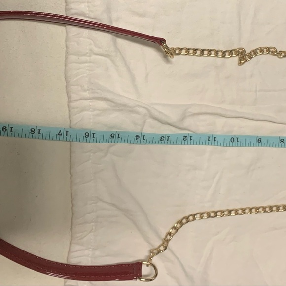 Elegant Evening Handbag Glossy Red Gold Retro Top Handle Strap Holiday Party - Picture 11 of 13